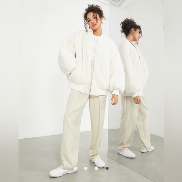 ASOS EDITION Oversized Borg Bomber Jacket - Cream - Picture 4 of 5